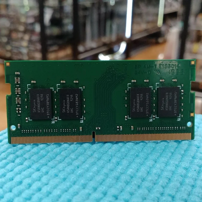 Mémoire pour ordinateur portable ADATA AO1P24HC8T1-BSFS