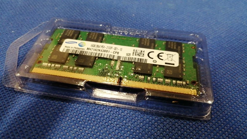 Mémoire SAMUSUNG 16 Go 2RX8 PC4-2133P