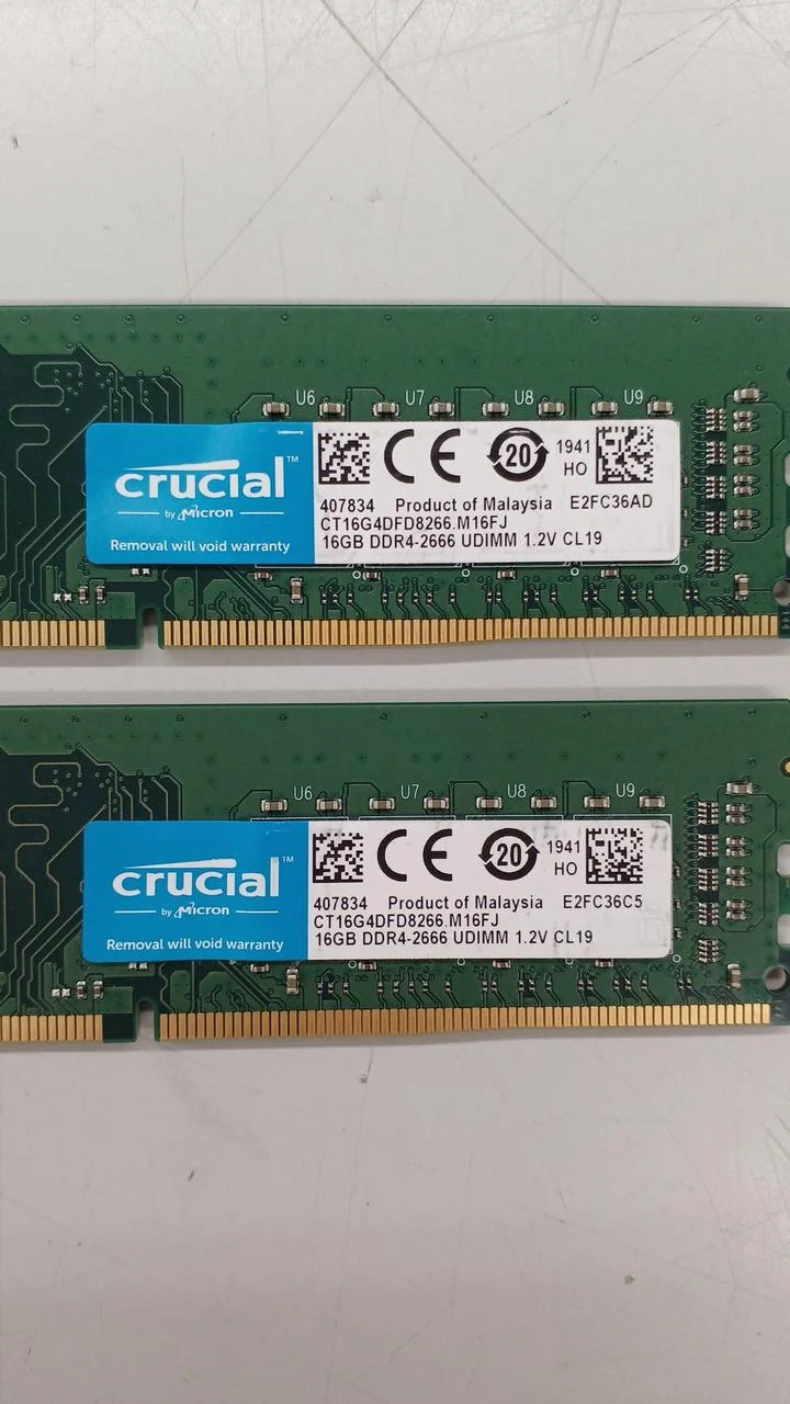 Mémoire de bureau CRUCIAL CT16G4DFD8266. M16FJ