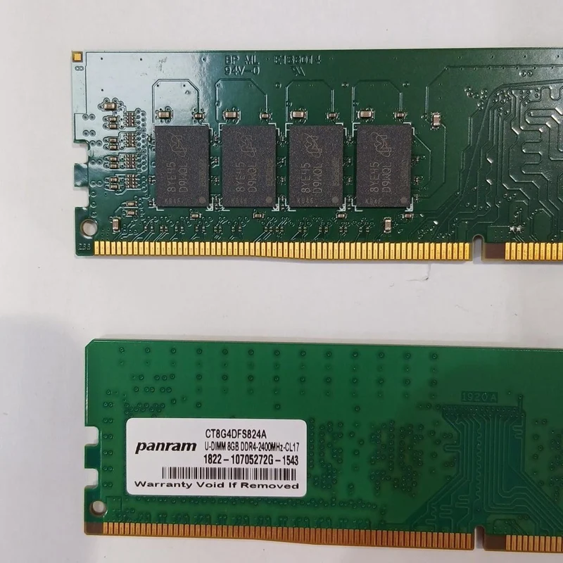 [À DÉCHETER] 2 barrettes de mémoire Crucial DDR4-2400 MHz 8 Go CT8G4DFD824A M16FE