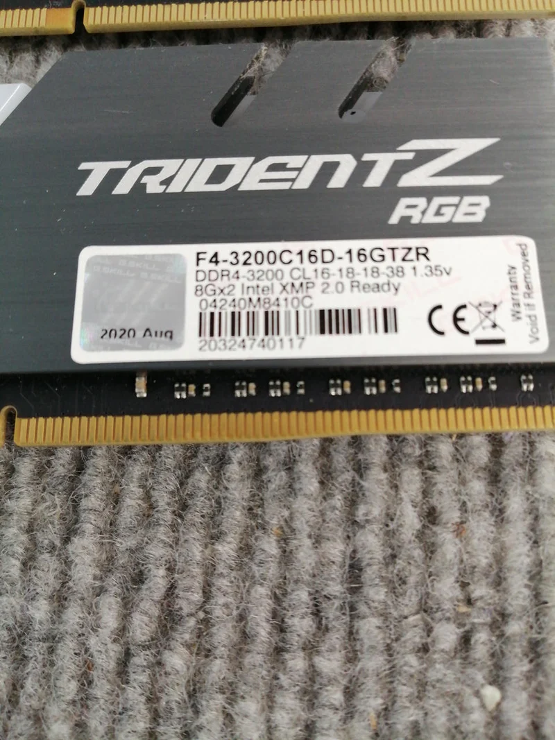 Mémoire PC G.SKILL F4-3200C16D 16 Go TZR