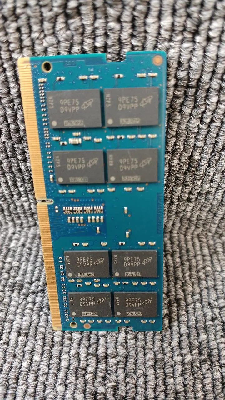 Mémoire RAMAXEL pour ordinateurs portables RMSA3300ME78HBF-2666