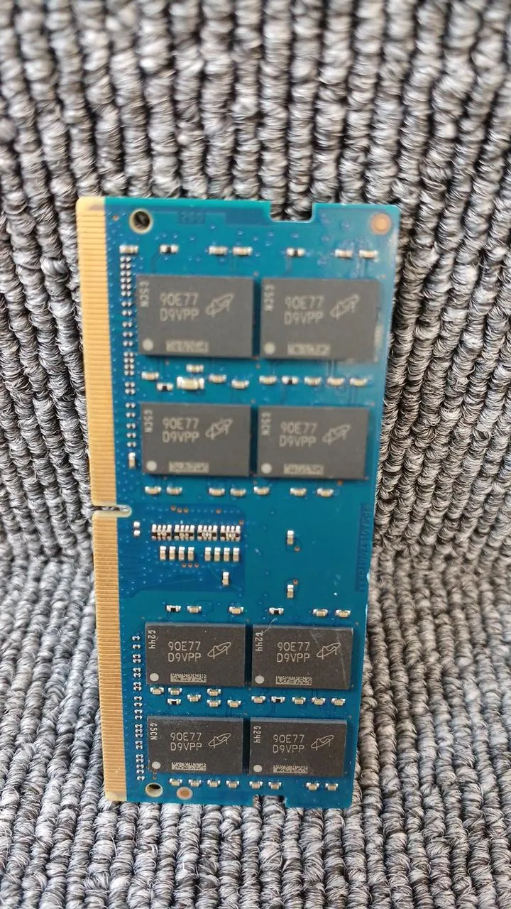Mémoire RAMAXEL pour ordinateurs portables RMSA3300ME78HBF-2666