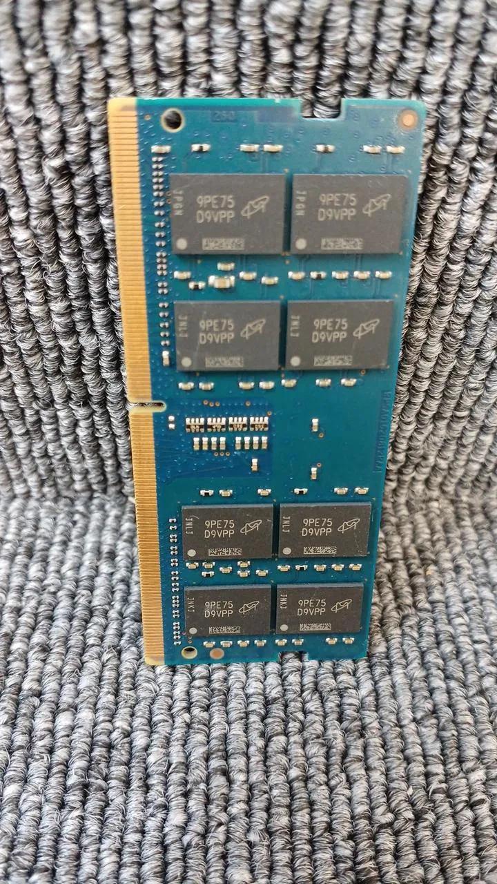 Mémoire RAMAXEL pour ordinateurs portables RMSA3300ME78HBF-2666
