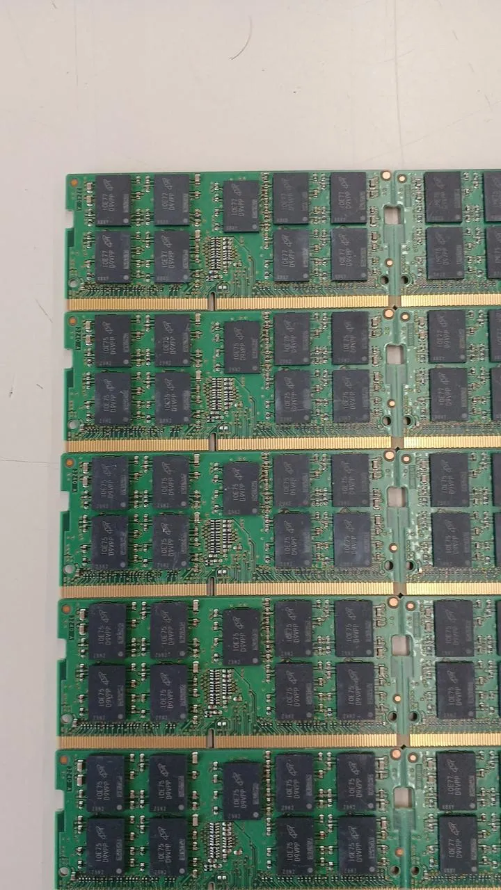 Kit de mémoire MICRON pour ordinateurs portables MTA18AFS2G72HZ-2G6E4ZI