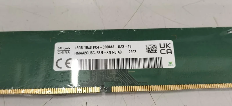 Mémoire SK HMAA2GU6CJR8N-XN