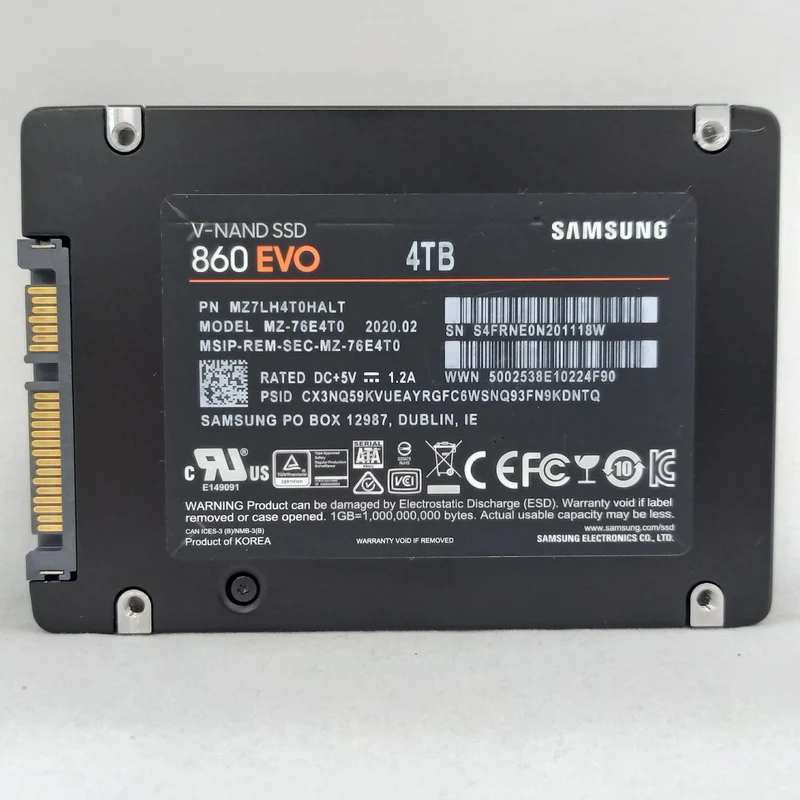 SSD SAMSUNG 4 To MZ-76E4T0