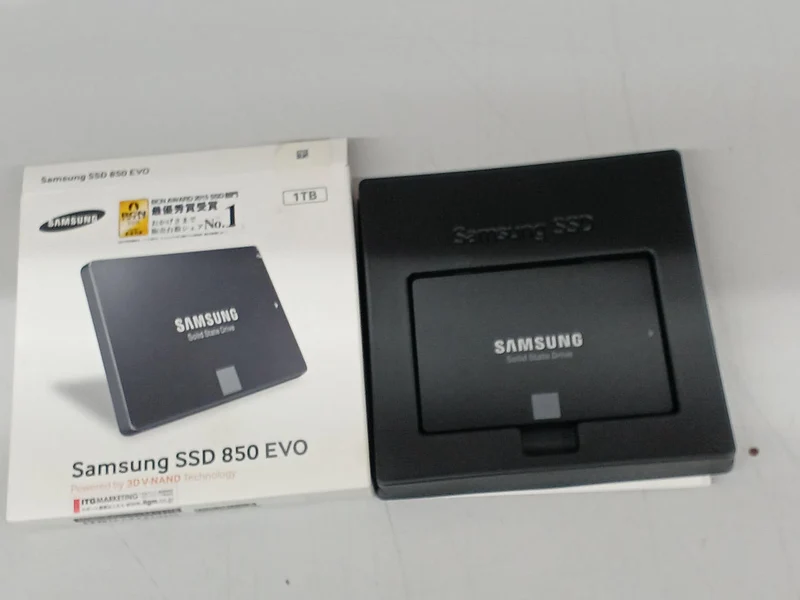 SSD SAMSUNG 1 To MZ75E1T0BIT