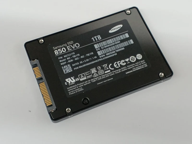 SSD SAMSUNG 1 To MZ75E1T0BIT