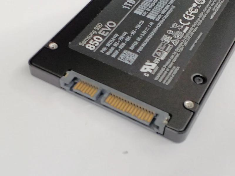 SSD SAMSUNG 1 To MZ75E1T0BIT