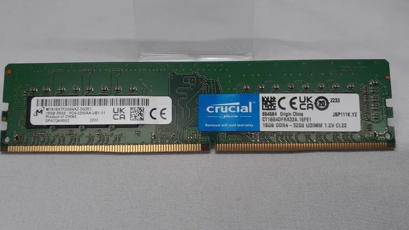 Mémoire CRUCIAL DDR4 16 Go PC4-3200AA-UB1-11