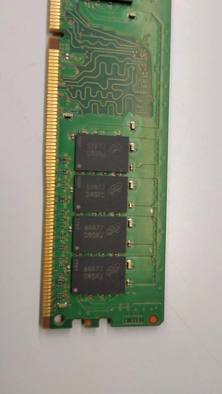 Mémoire CRUCIAL DDR4 PC-2133 16 Go