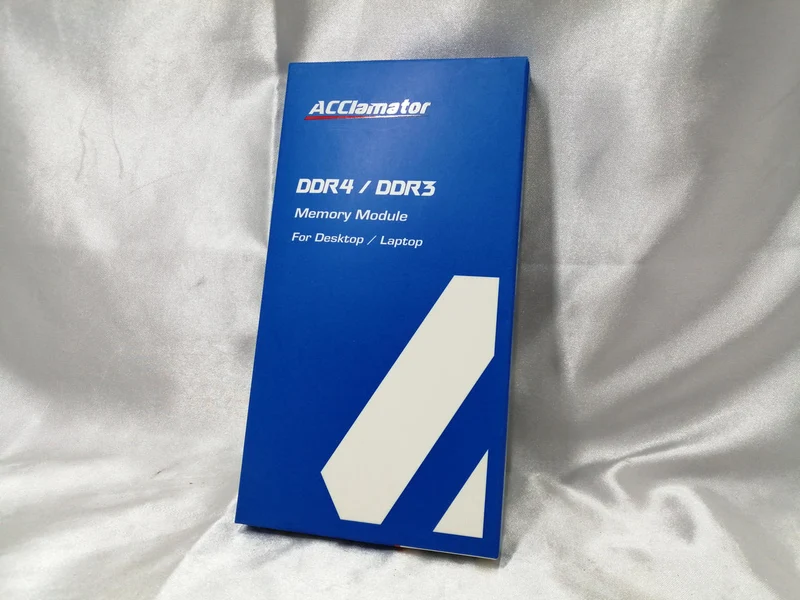 Mémoire ACCLAMATOR AMDU16G58H-3200