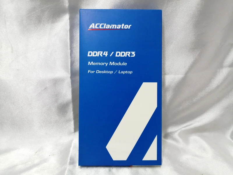 Mémoire ACCLAMATOR AMDU16G58H-3200