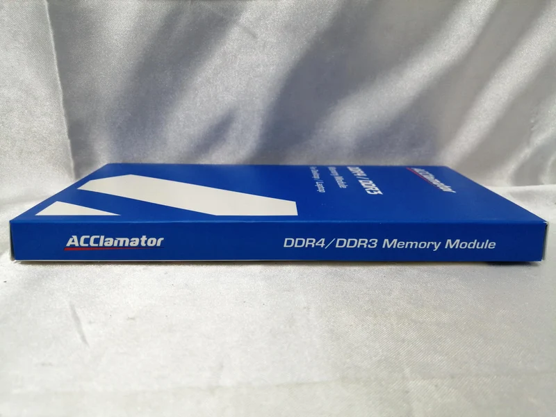 Mémoire ACCLAMATOR AMDU16G58H-3200