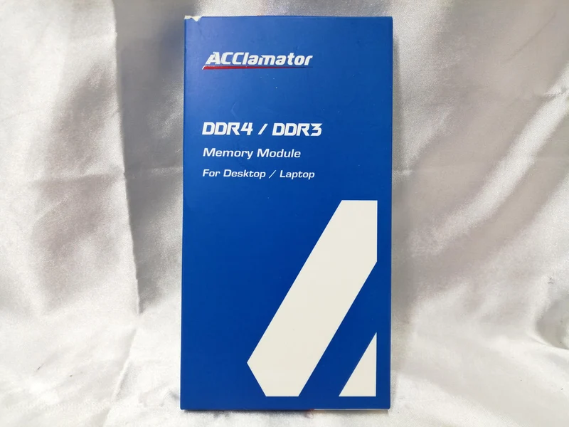 Mémoire ACCLAMATOR AMDU16G58H-3200