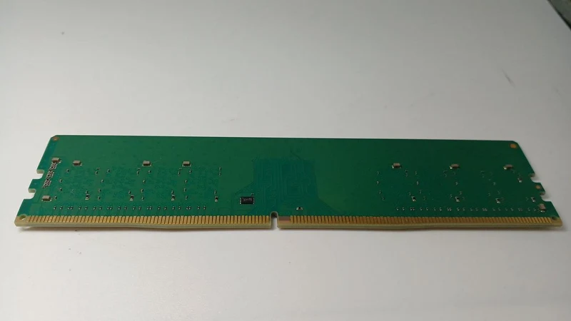 Mémoire CRUCIAL CT8G4FS832A