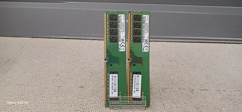 Mémoire SAMSUNG M378A143CB2-CTD