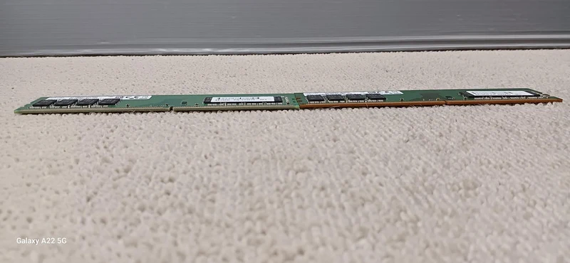 Mémoire SAMSUNG M378A143CB2-CTD