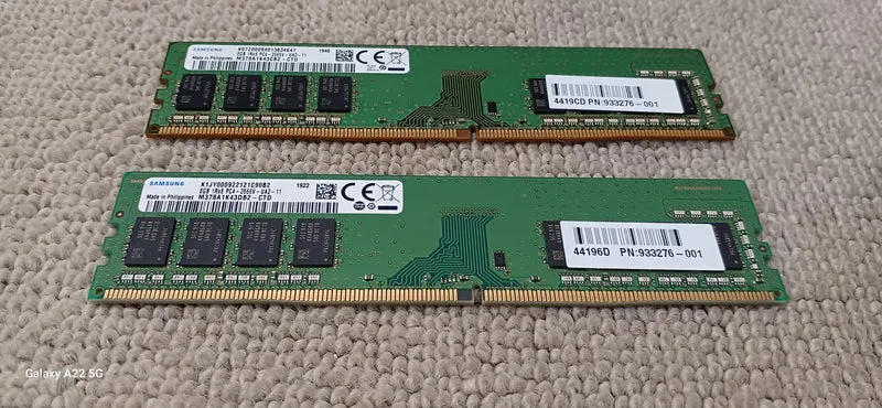 Mémoire SAMSUNG M378A143CB2-CTD