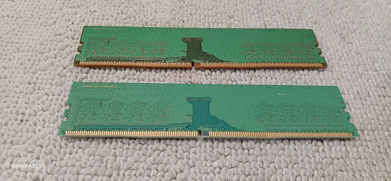 Mémoire SAMSUNG M378A143CB2-CTD