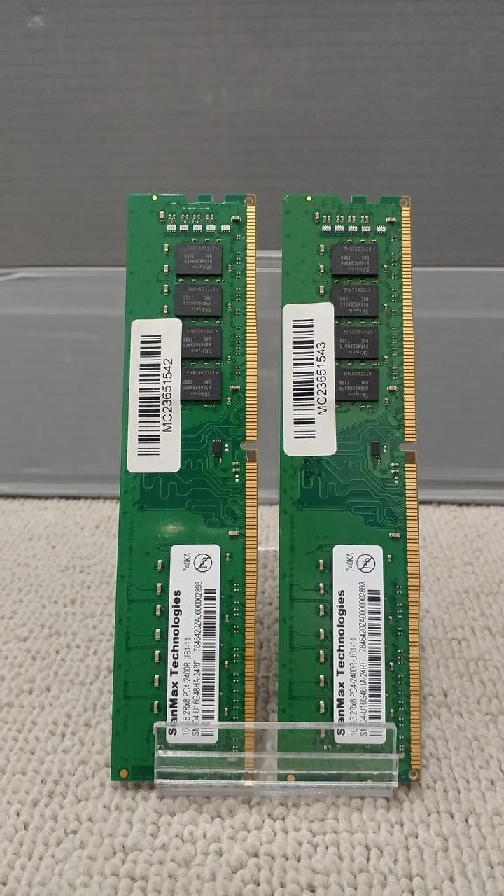 Mémoire SSNMAX TECHNOLOGIES SMD4-U16G48HA-24RF