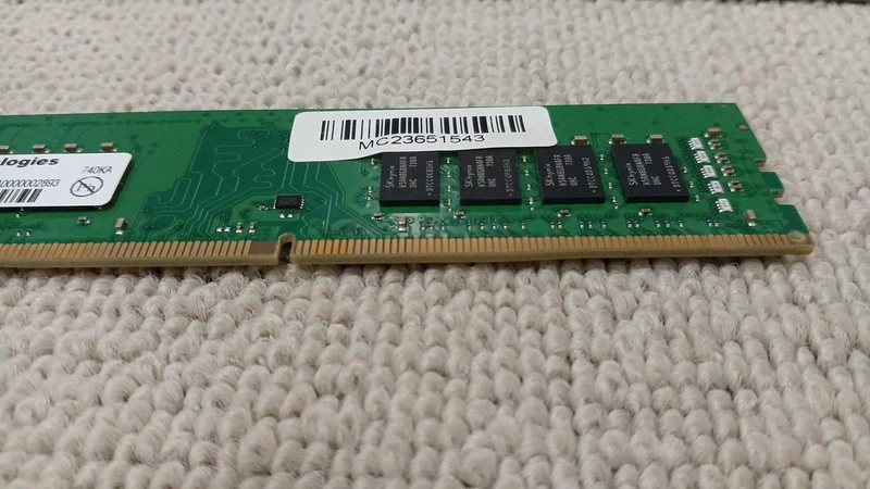 Mémoire SSNMAX TECHNOLOGIES SMD4-U16G48HA-24RF