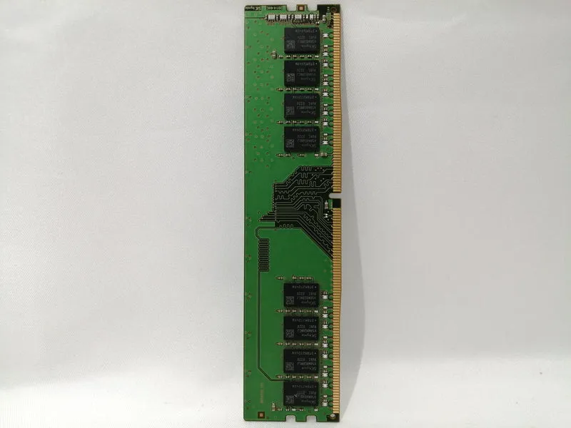 Mémoire SK HYNIX HMA81GU6CJR8N-VK N0 AC 023