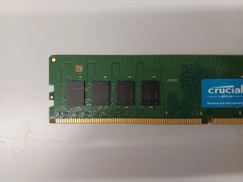 Mémoire PC Crucial CT16G4DFD824A. M16FR