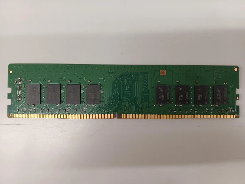 Mémoire PC Crucial CT16G4DFD824A. M16FR