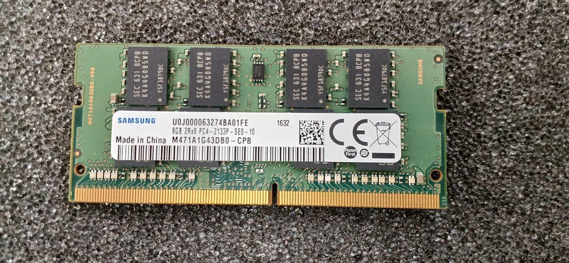 Mémoire Samsung DDR4 M471A1G43DB0-CPB