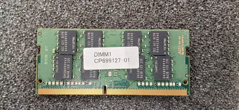 Mémoire Samsung DDR4 M471A1G43DB0-CPB