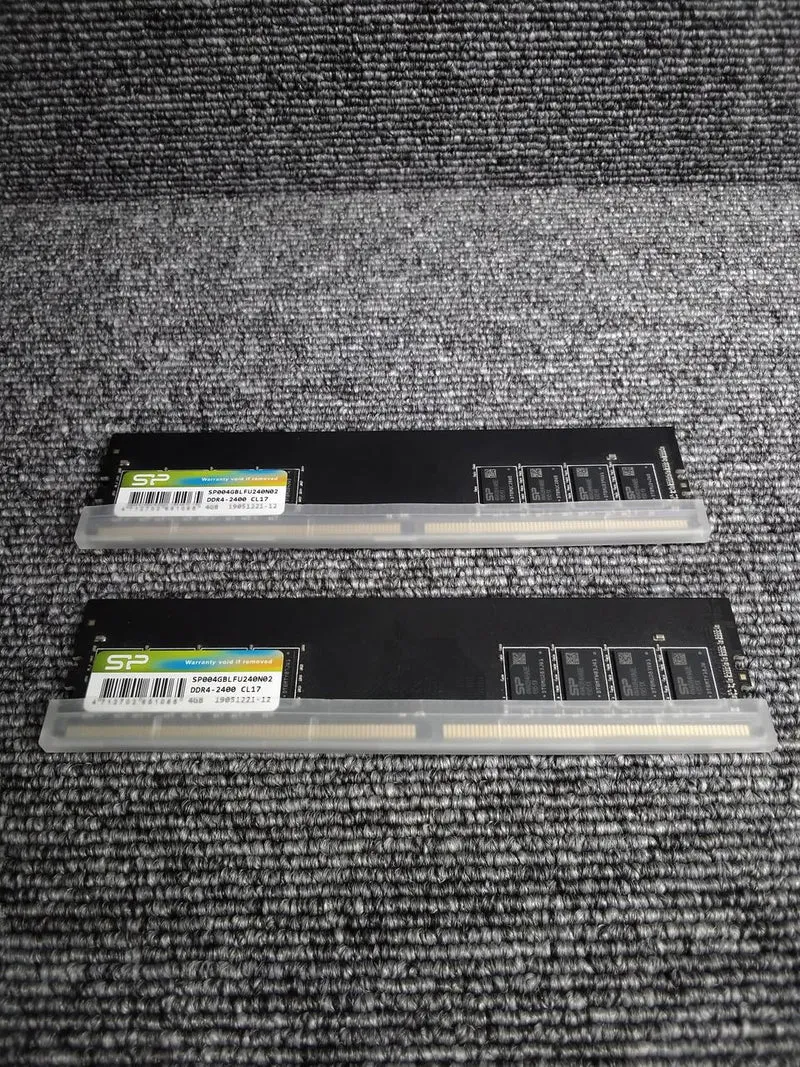 Mémoire SP : DDR4-2400 CL17