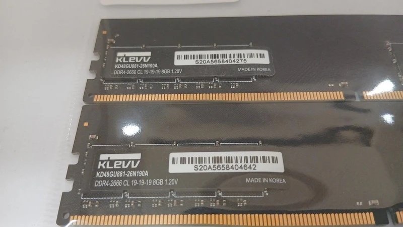 Mémoire KLEVV DDR4 KD48GU881-26N190A