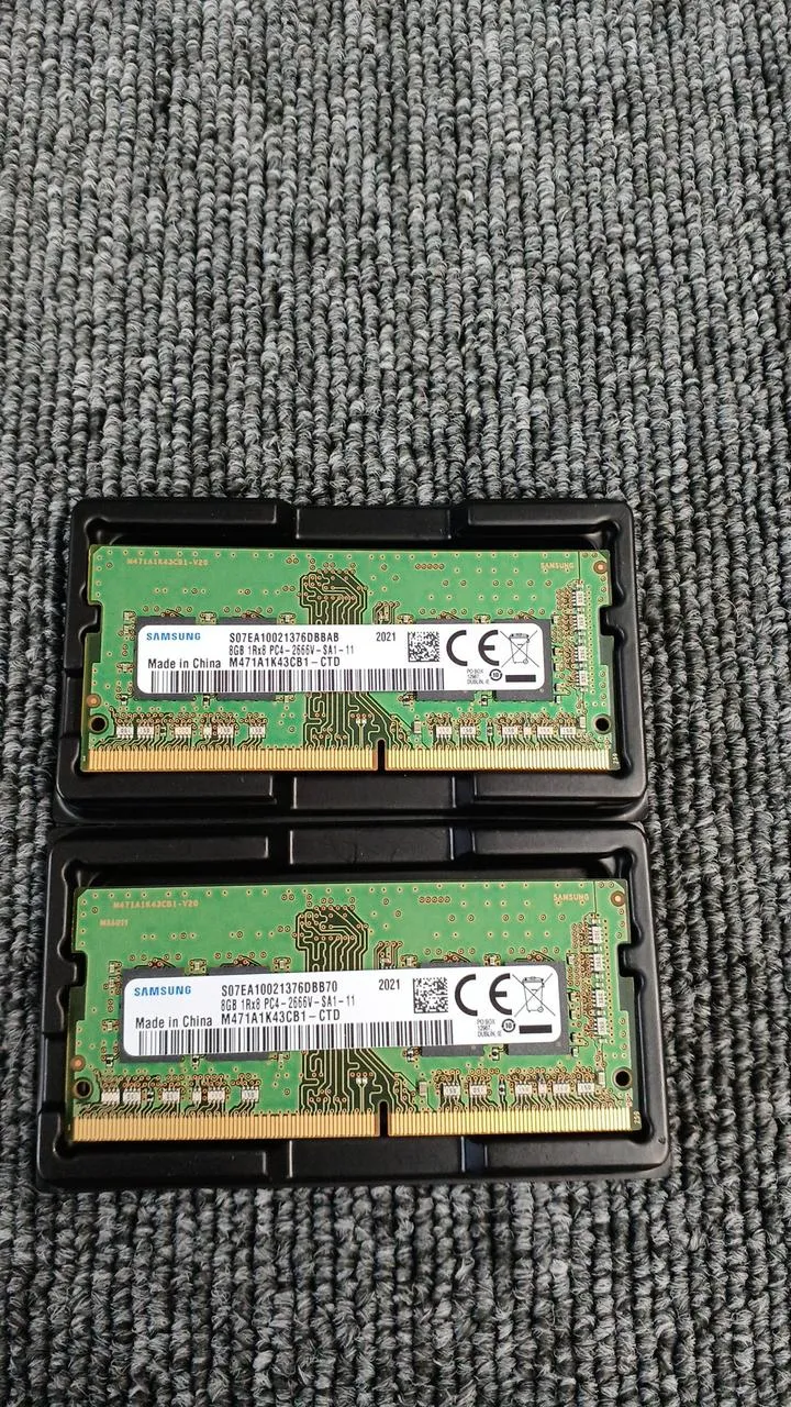 Mémoire SAMSUNG DDR4 8 Go × 2 M471A1K43CB1-CTD