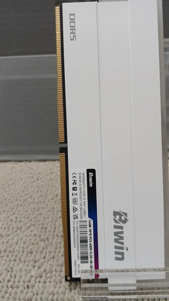 Mémoire BIWIN B5DW100326030ER-CW001