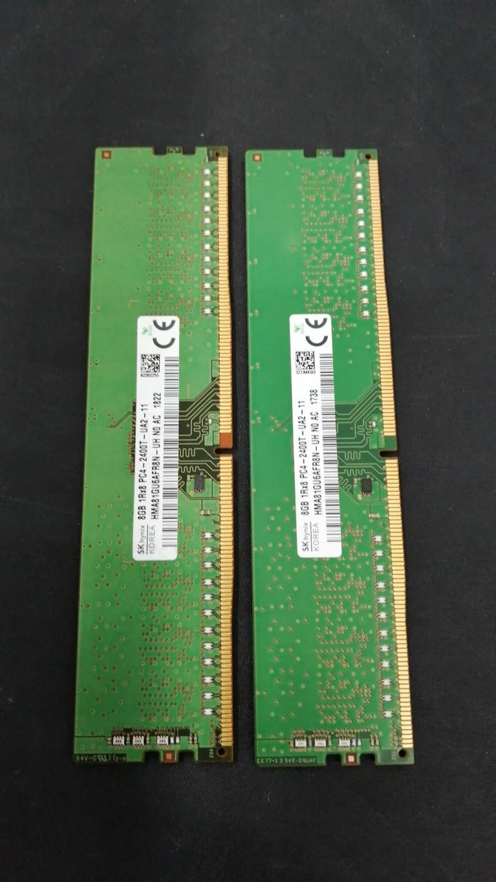 Mémoire SK HYNIX DDR4 8 Go x 2 barrettes HMA81GU6AFR8N
