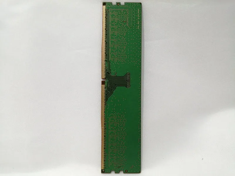 Mémoire SAMSUNG M37A1K43CB2-CRC