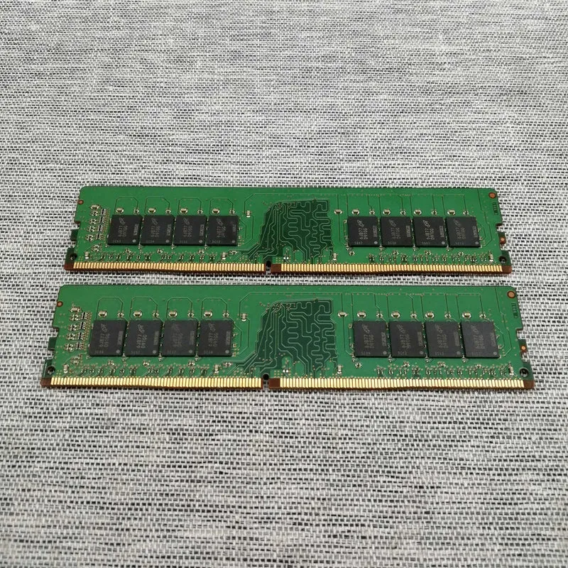 Mémoire CRUCIAL 2 × 8 Go MTA16ATF1G64AZ-2G1B1