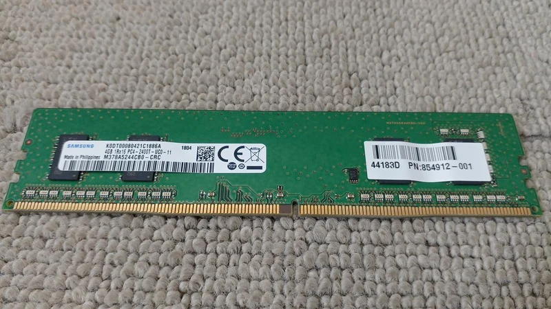 Mémoire SAMSUNG M378A5244CB0