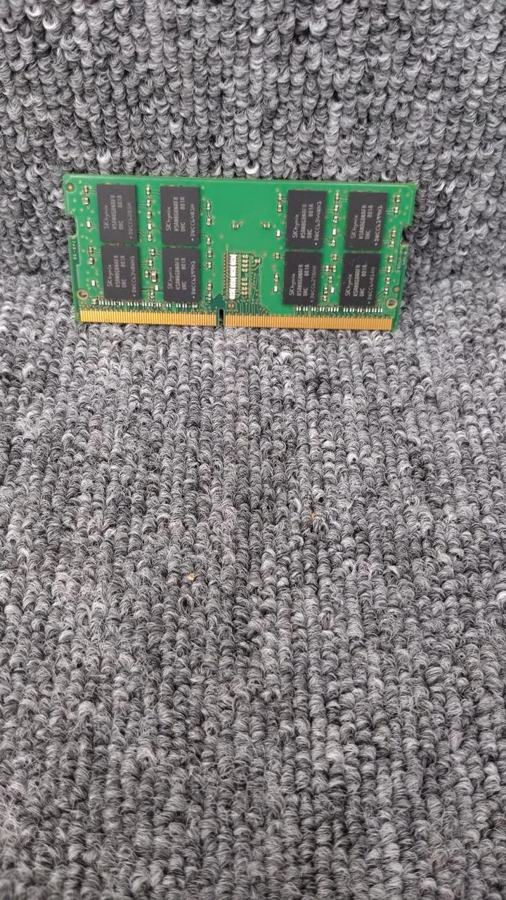 Mémoire SK HYNX pour ordinateur portable 16 Go 2RX8 PC4-2400T-SE1-11
