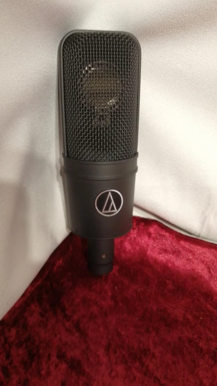Microphone à condensateur AUDIO TECHNICA AT4040