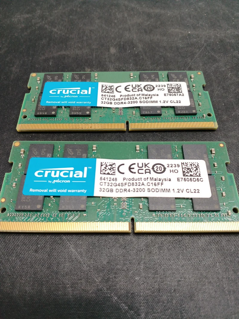 Mémoire pour ordinateur portable CRUCIAL 64 Go (32 Go x 2) CT32G4SFD832A