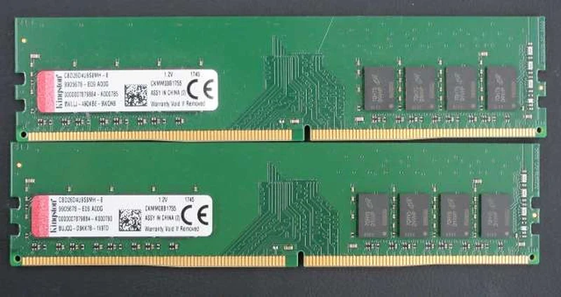 Mémoire KINGSTON [DDR4] CBD26D4U9S8MH-8