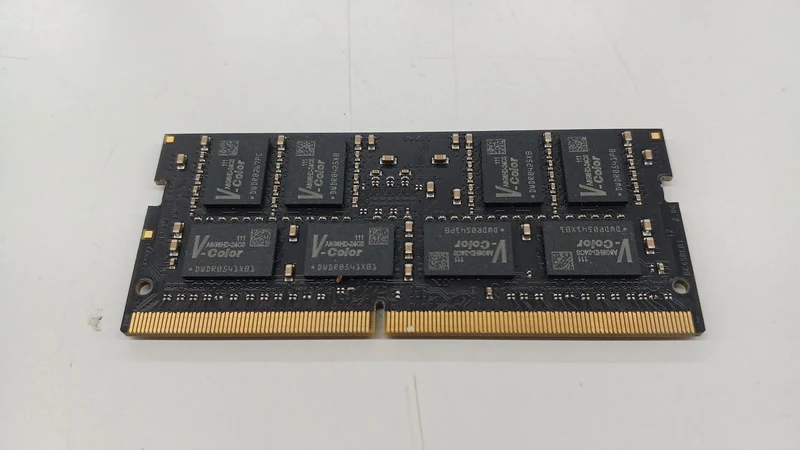 Mémoire V-COLOR DDR4 16 Go VHA17ASDR8G8T-AG24SD