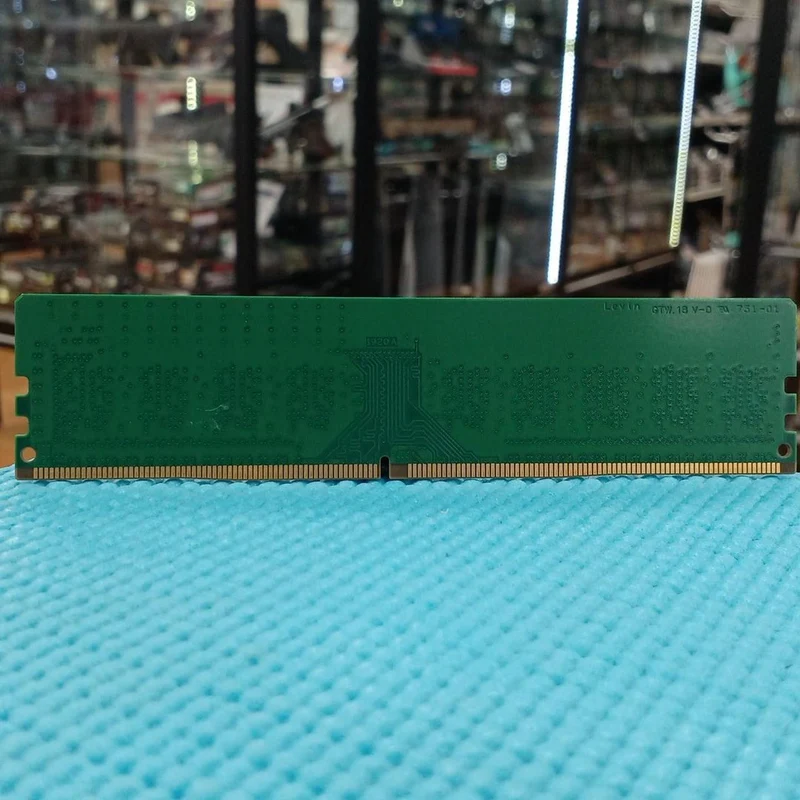 Mémoire PC CRUCIAL CT8G4DFS824A. C8FAD1