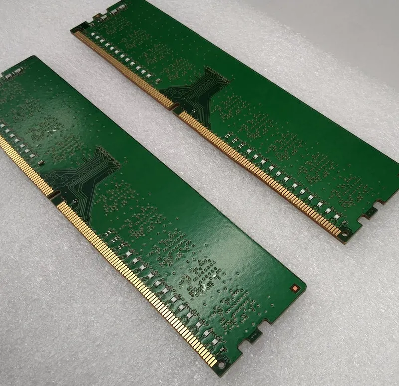 Mémoire SK HYNIX DDR4 4 Go × 2 PC4-2133P