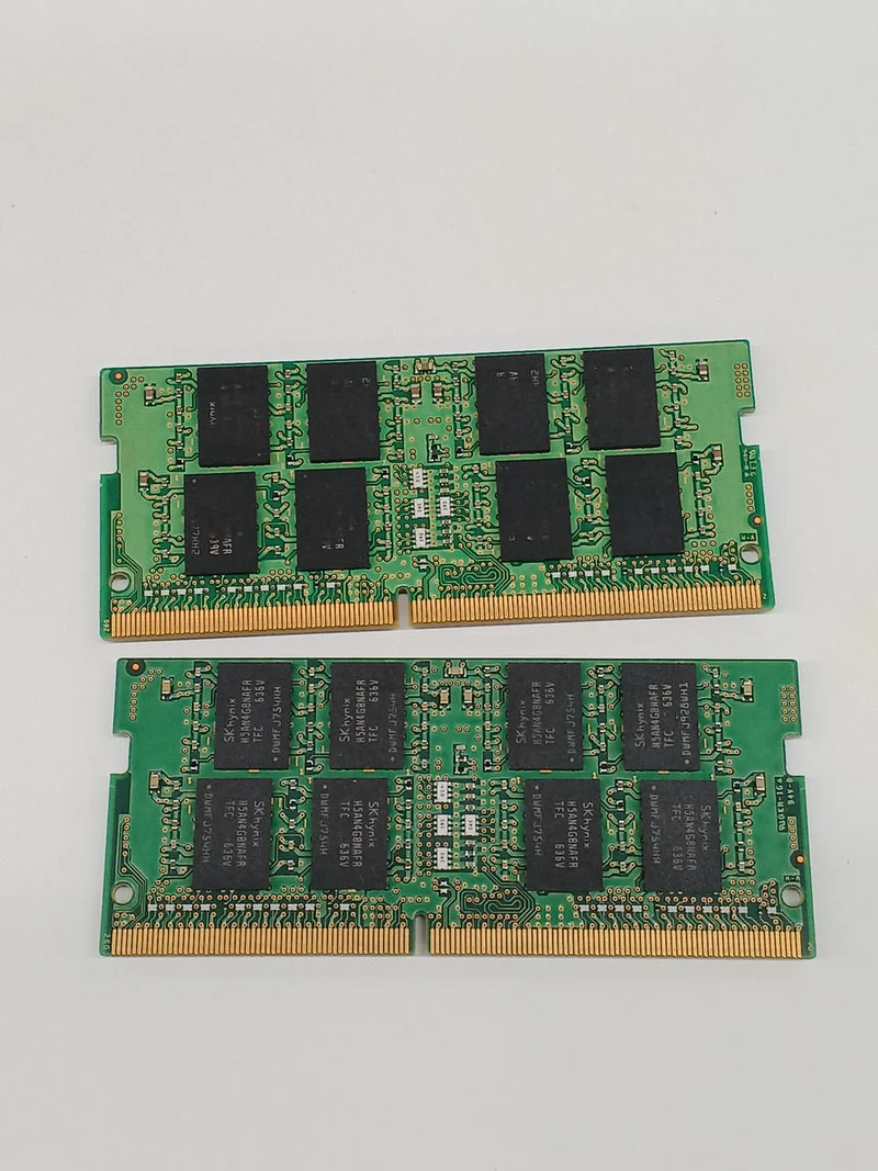 Mémoire pour ordinateur portable SK HYNIX PC4-17000 8 Go (lot de 2) HMA41GS6AFR8N