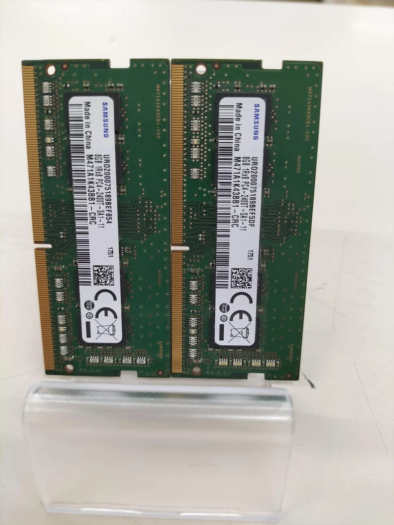 Mémoire SAMSUNG M471A1K43BB1-CRC
