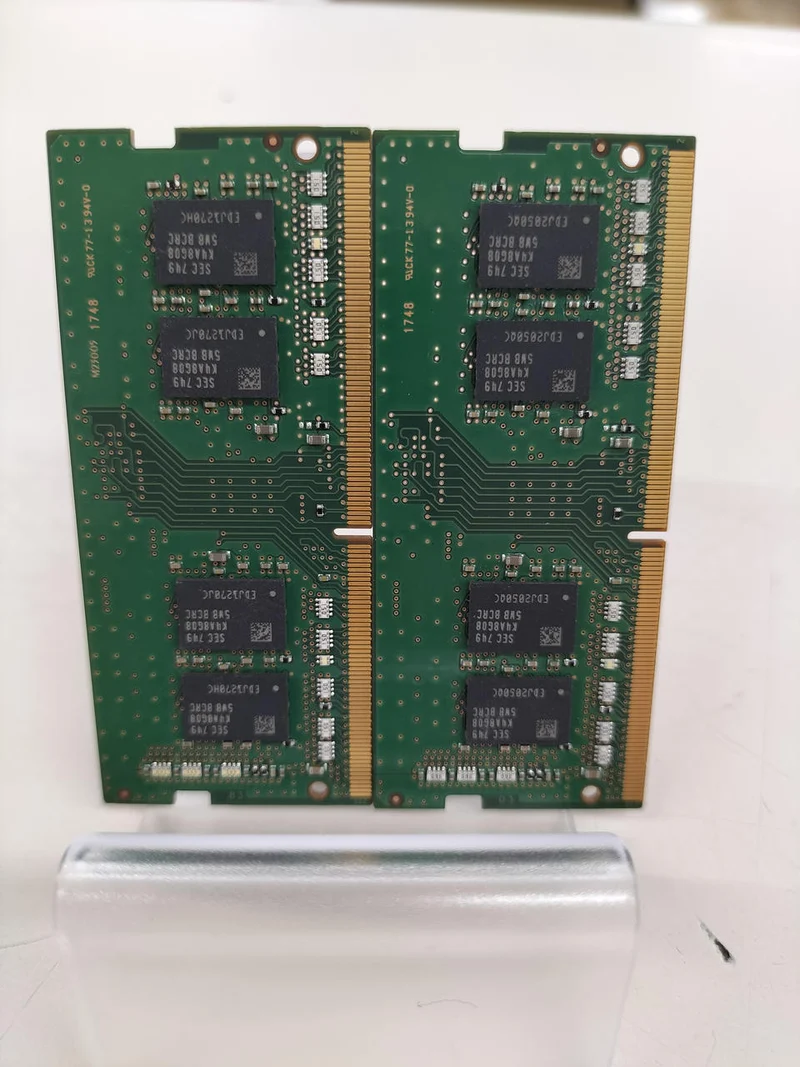 Mémoire SAMSUNG M471A1K43BB1-CRC
